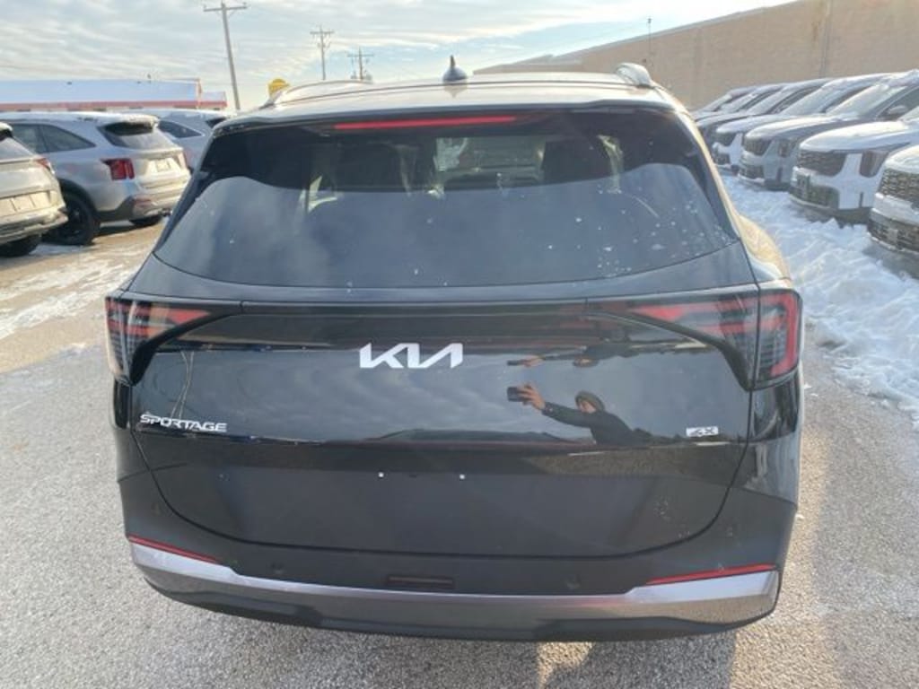 New 2026 Kia Sportage EX SUV