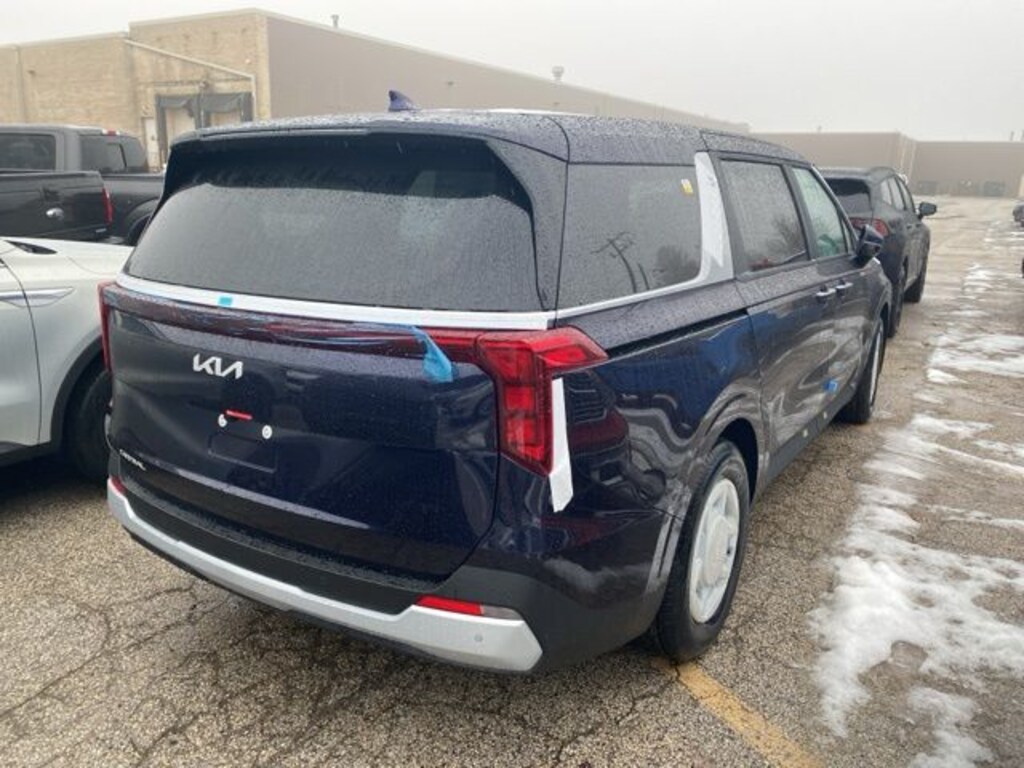 New 2026 Kia Carnival LXS Minivan/Van