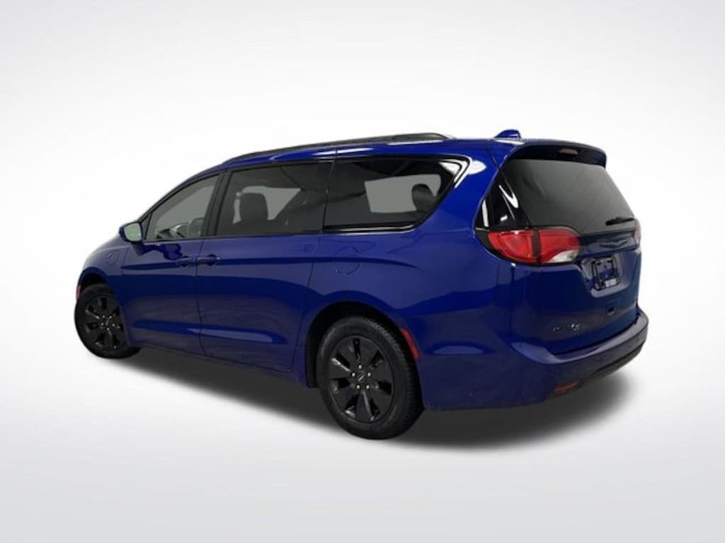 Used 2020 Chrysler Pacifica Hybrid Touring L Minivan/Van