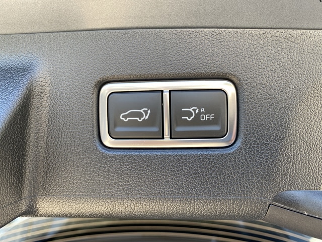 2025 Kia Sorento X-Line SX - Photo 17