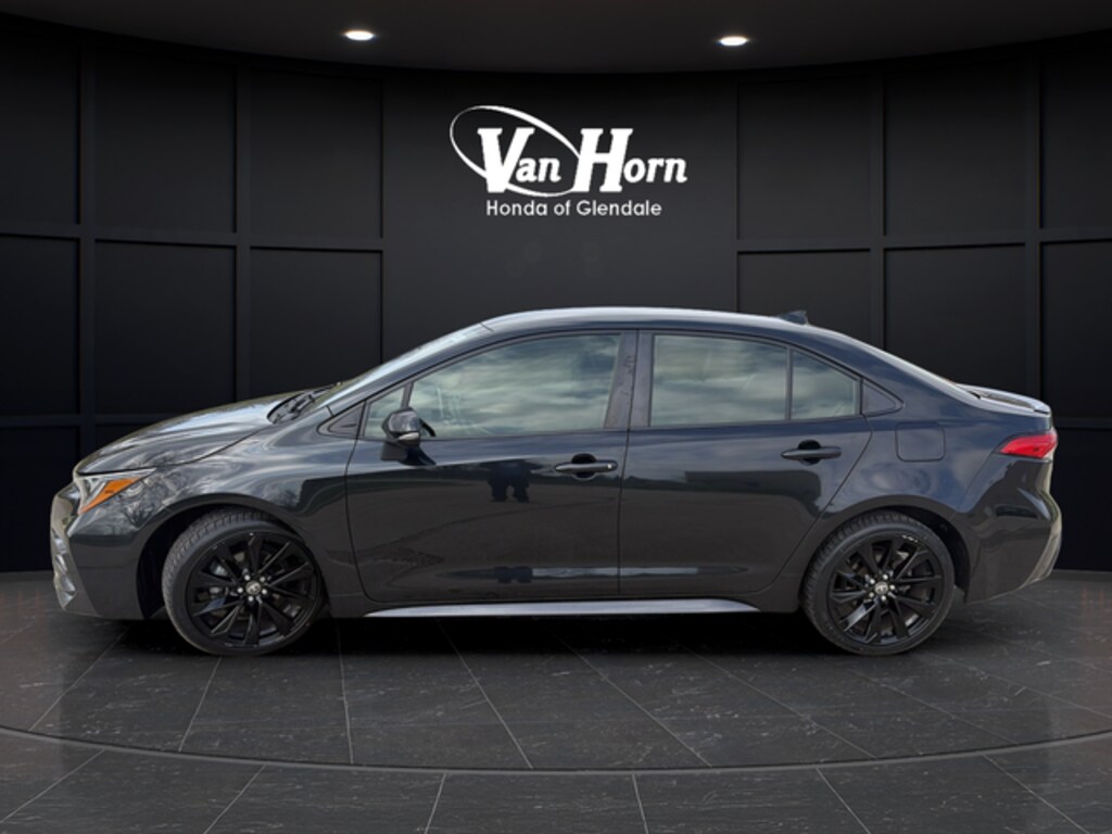 Used 2021 Toyota Corolla SE Sedan