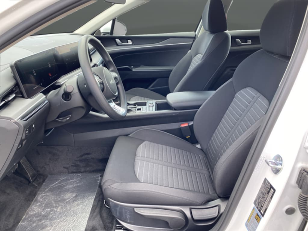 New 2025 Kia K5 LXS Sedan