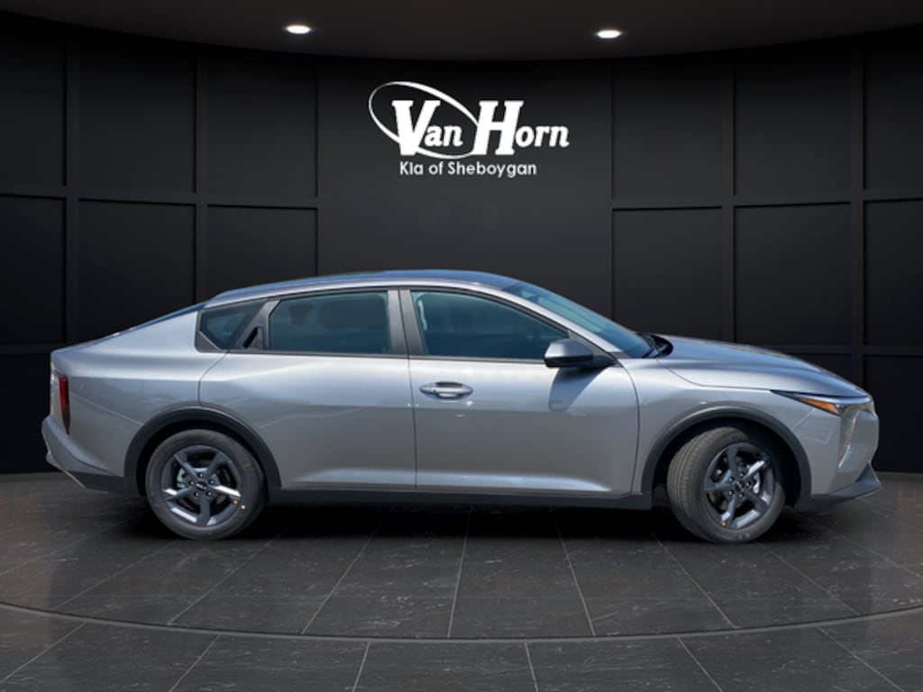 New 2026 Kia K4 LXS Sedan
