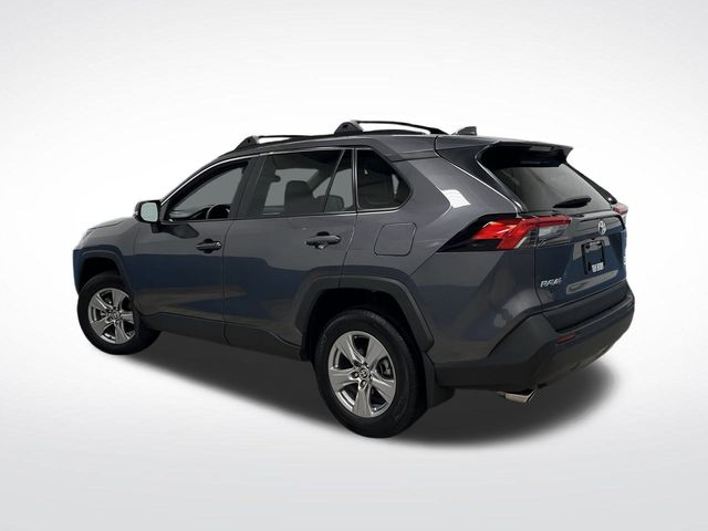 2024 Toyota RAV4 XLE photo 2