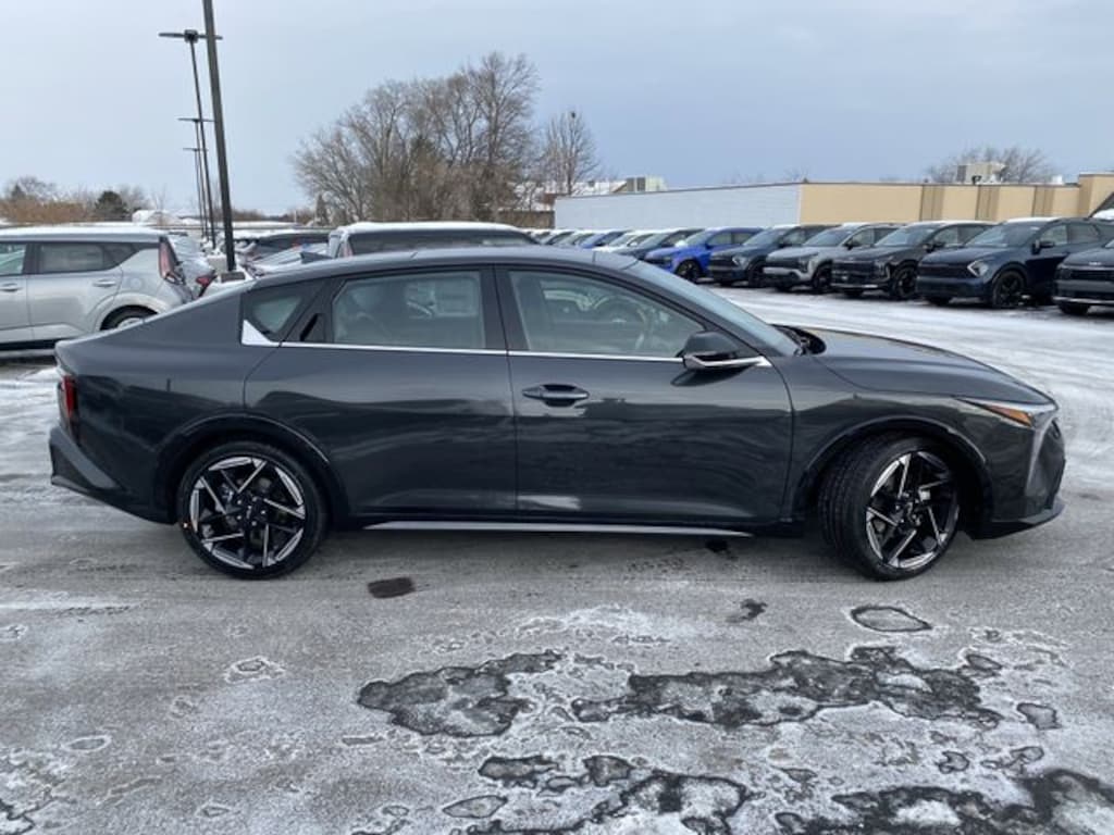 New 2025 Kia K4 GT-Line Sedan