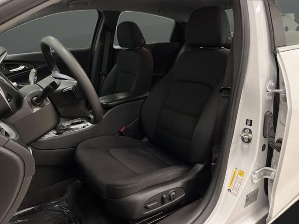 Used 2024 Chevrolet Malibu LT Sedan