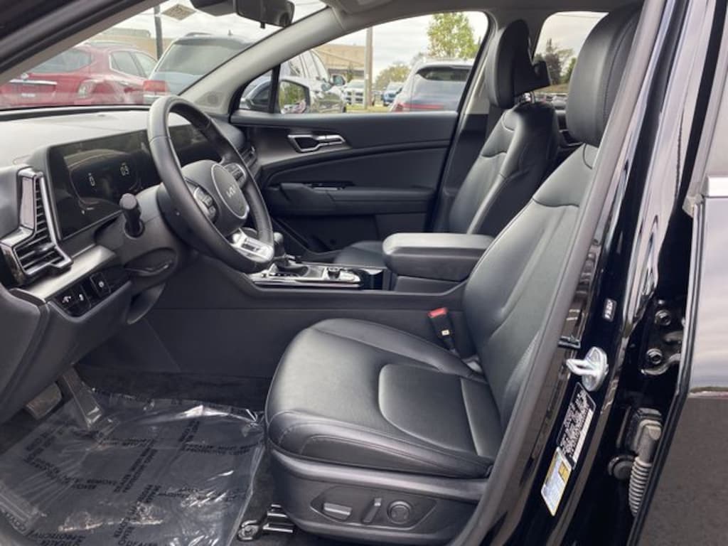 Used 2023 Kia Sportage EX SUV