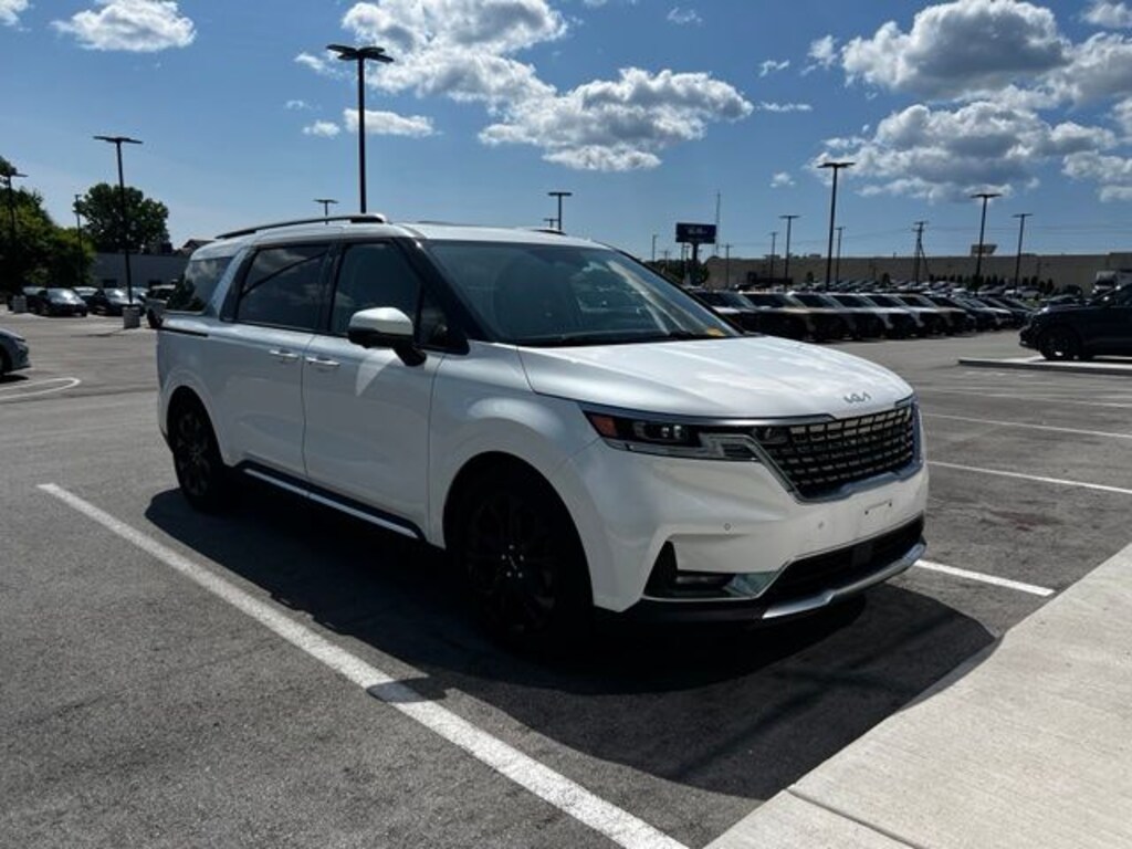 Certified 2022 Kia Carnival SX Prestige Minivan/Van