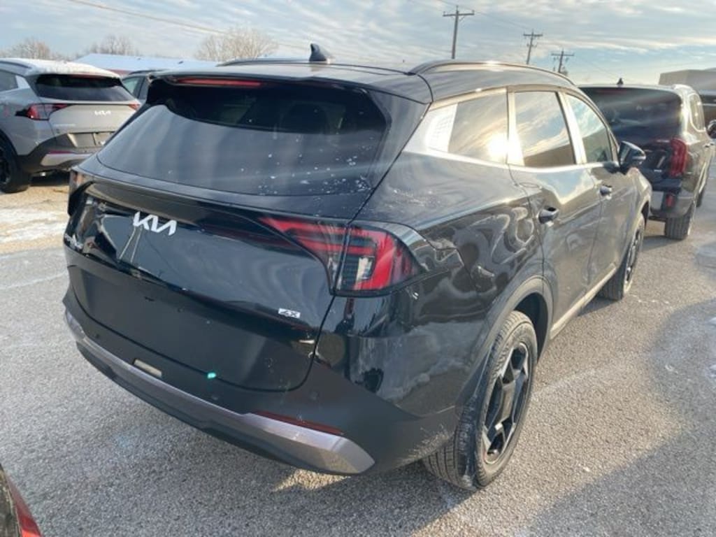 New 2026 Kia Sportage EX SUV