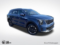 2025 Kia Sorento S SUV
