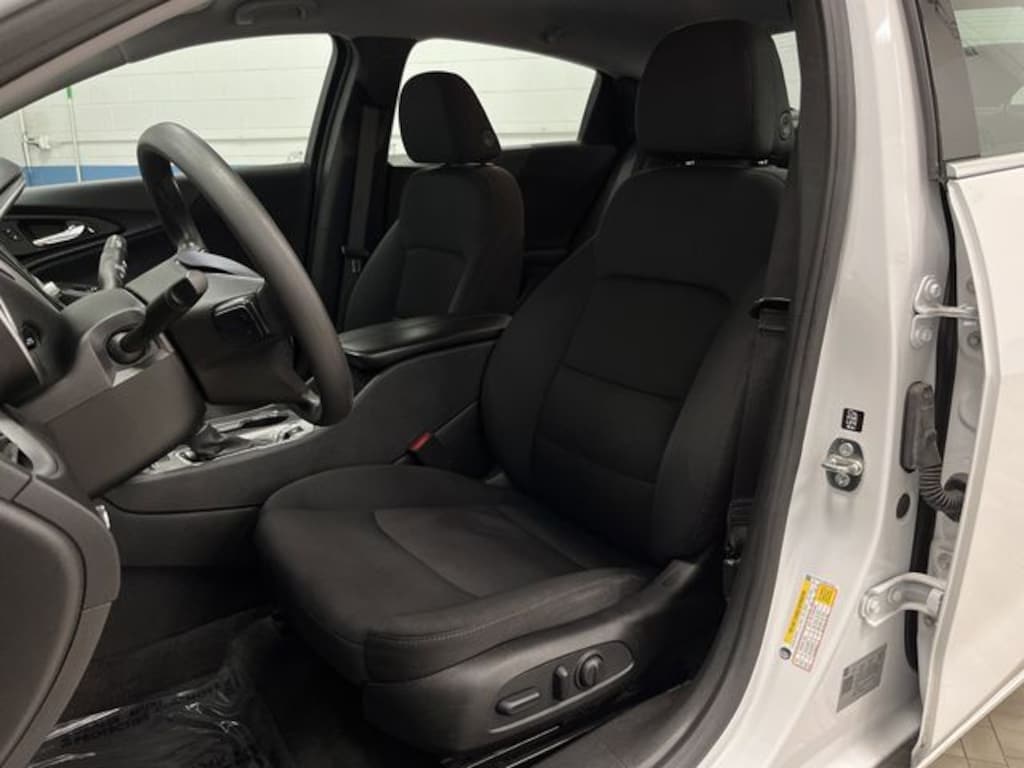 Used 2024 Chevrolet Malibu LT Sedan