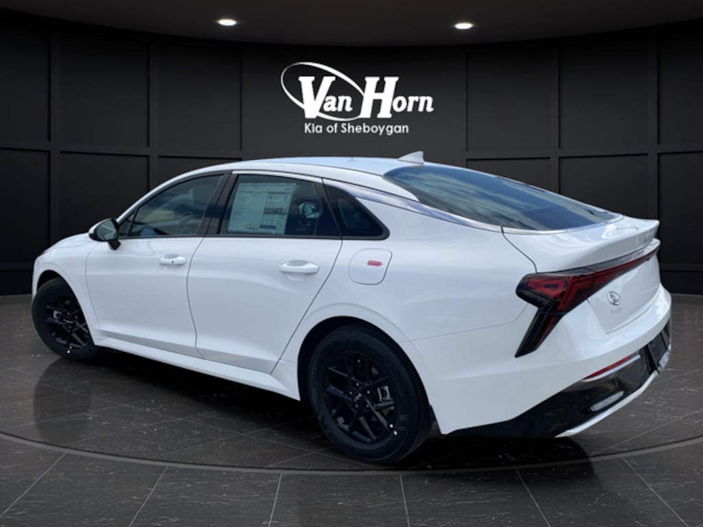 New 2025 Kia K5 LXS Sedan
