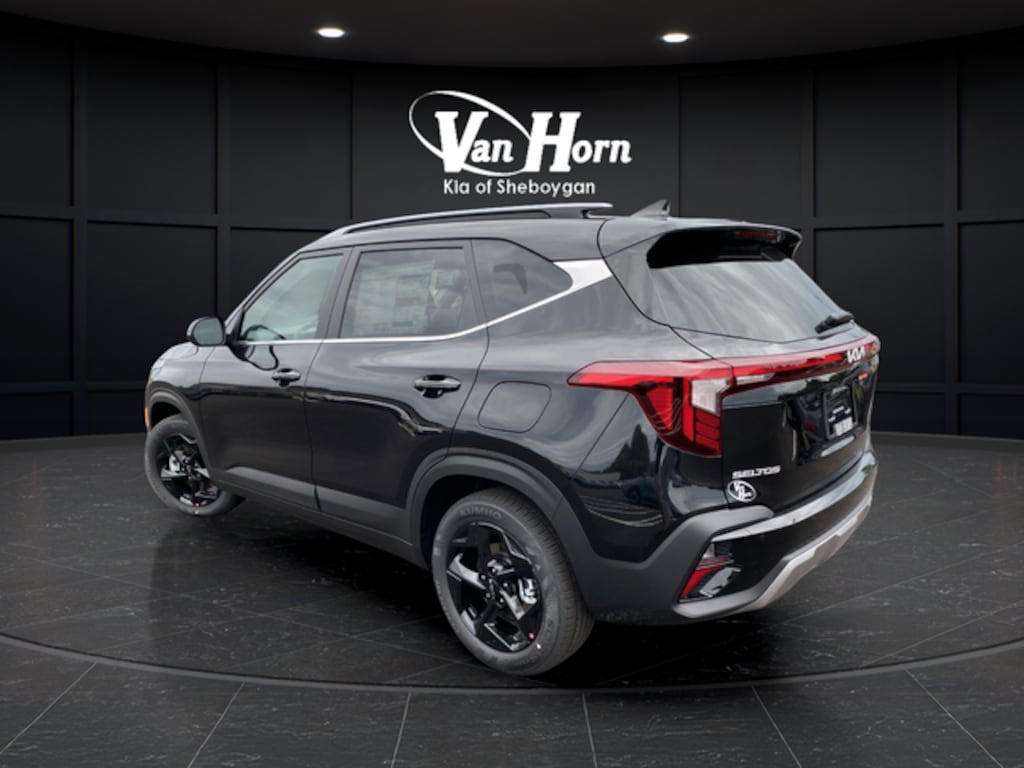 New 2026 Kia Seltos EX SUV