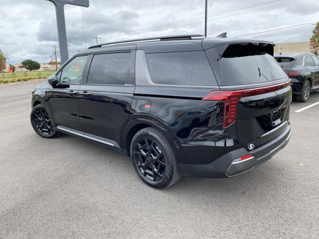 New 2026 Kia Carnival SX Prestige Minivan/Van