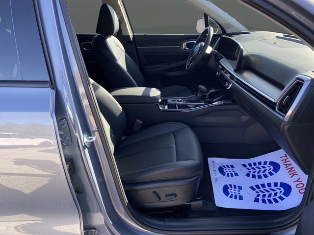 2025 Kia Sorento X-Line SX - Photo 37