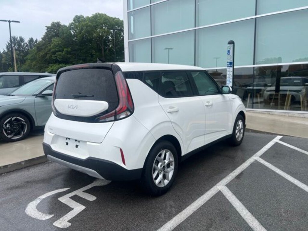 Used 2025 Kia Soul S Hatchback