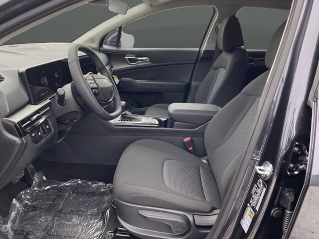 New 2026 Kia Sportage LX SUV