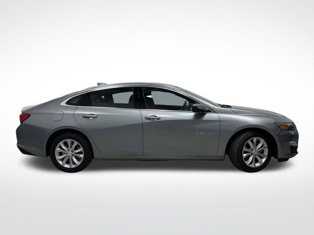 2024 Chevrolet Malibu 1LT photo 2