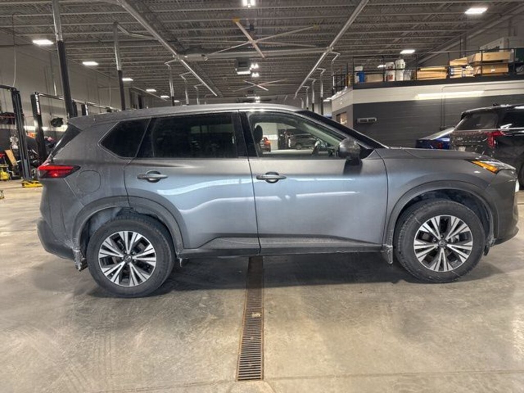 Used 2021 Nissan Rogue SV SUV