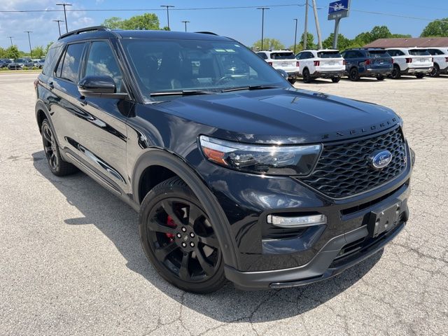 2021 Ford Explorer ST 4WD's photo