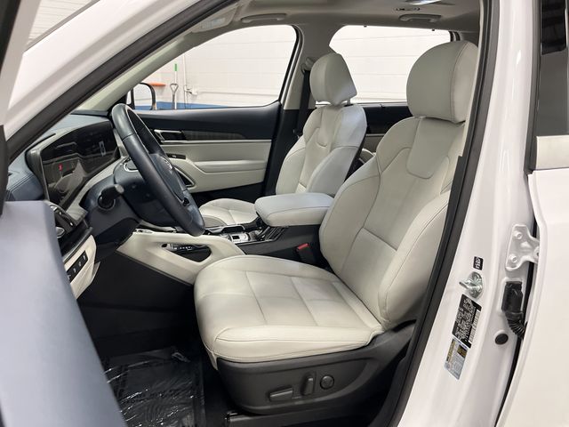 2024 Kia Telluride EX photo 3