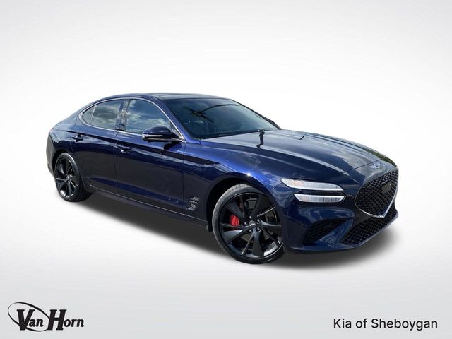 2023 GENESIS G70 Standard's photo