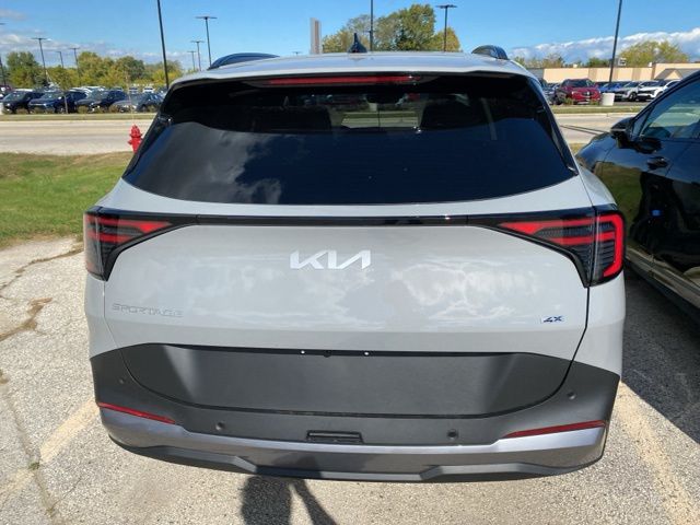 2026 Kia Sportage EX photo 4