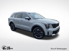 2025 Kia Sorento S SUV