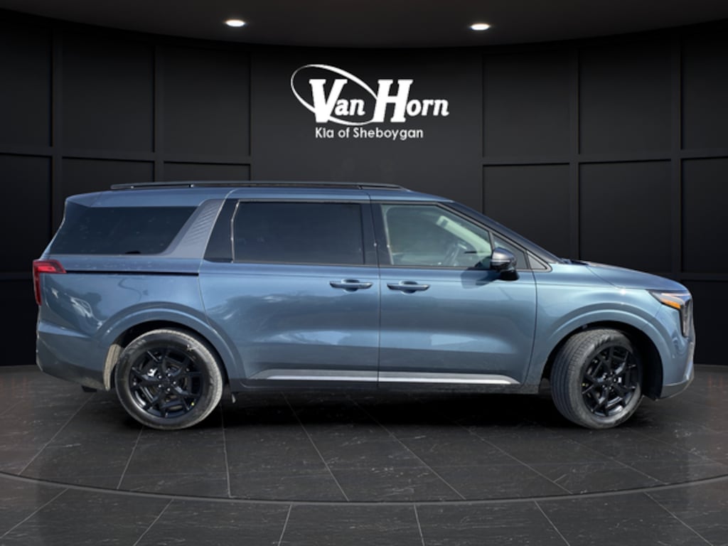 New 2026 Kia Carnival Hybrid SX Minivan/Van