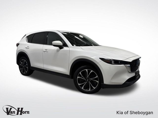 2022 Mazda CX-5 S Premium package's photo