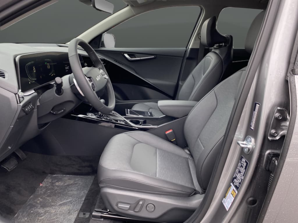 New 2026 Kia Niro SX SUV