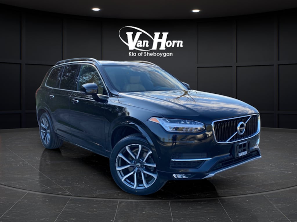 Used 2019 Volvo XC90 T6 Momentum SUV