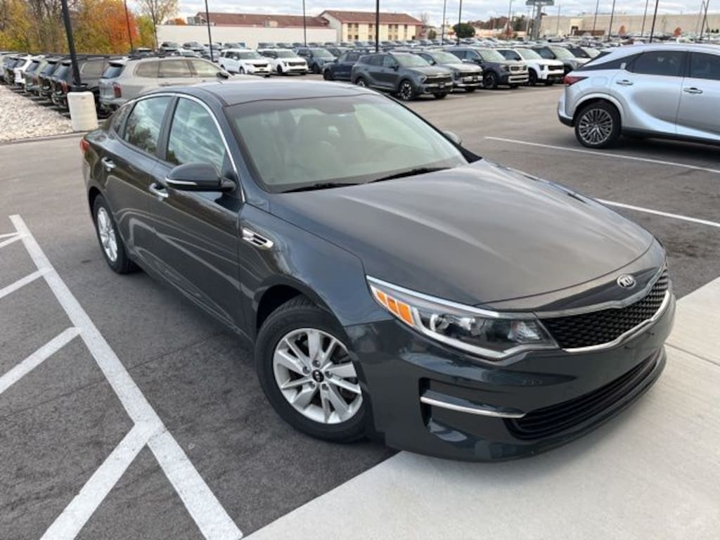 Used 2016 Kia Optima LX Sedan