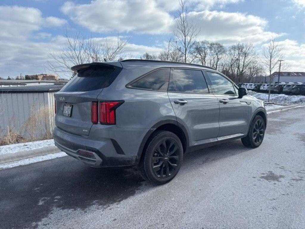 Used 2023 Kia Sorento SX SUV