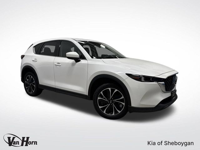 2022 Mazda CX-5 S Premium package's photo