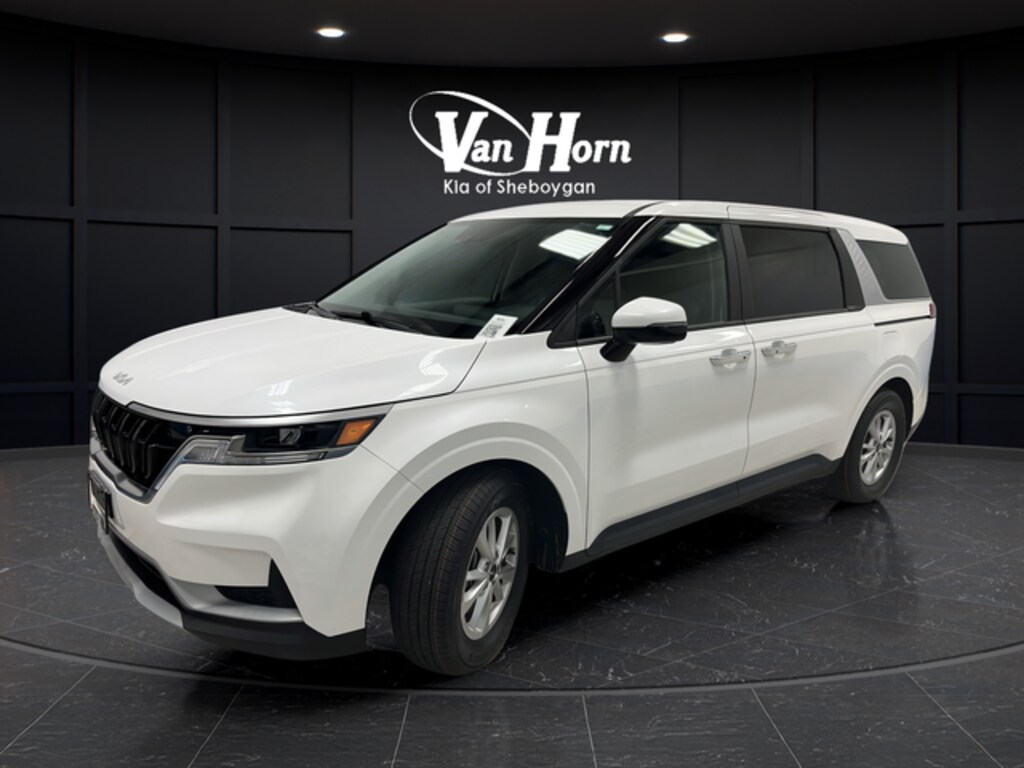Used 2024 Kia Carnival LX Minivan/Van