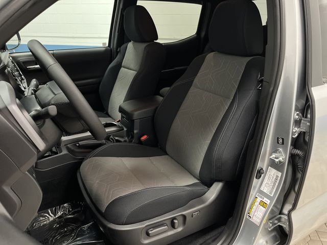 2023 Toyota Tacoma TRD Sport photo 4