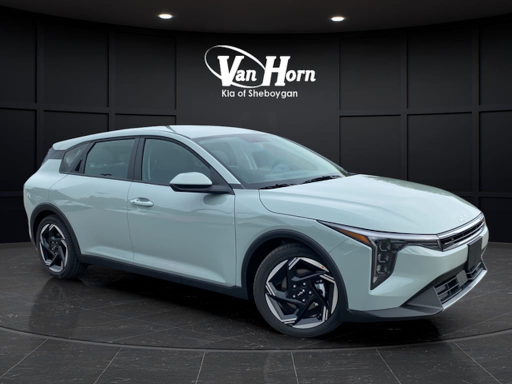 New 2026 Kia K4 EX Hatchback