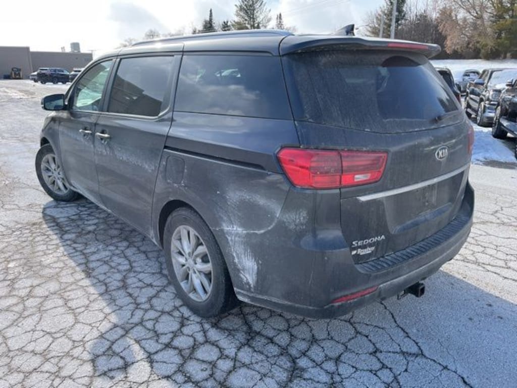 Used 2020 Kia Sedona EX Minivan/Van