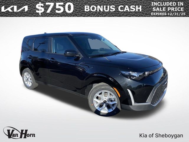 2025 Kia Soul LX's photo
