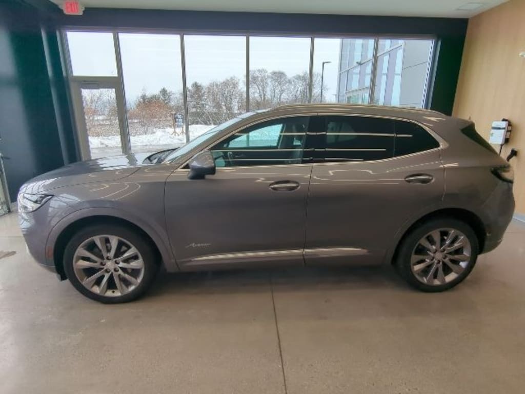 Used 2021 Buick Envision Avenir SUV