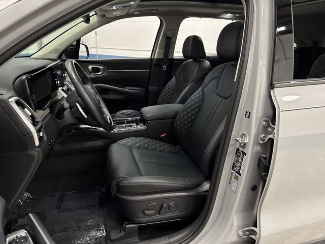 2023 Kia Sorento X-Line SX Prestige photo 2