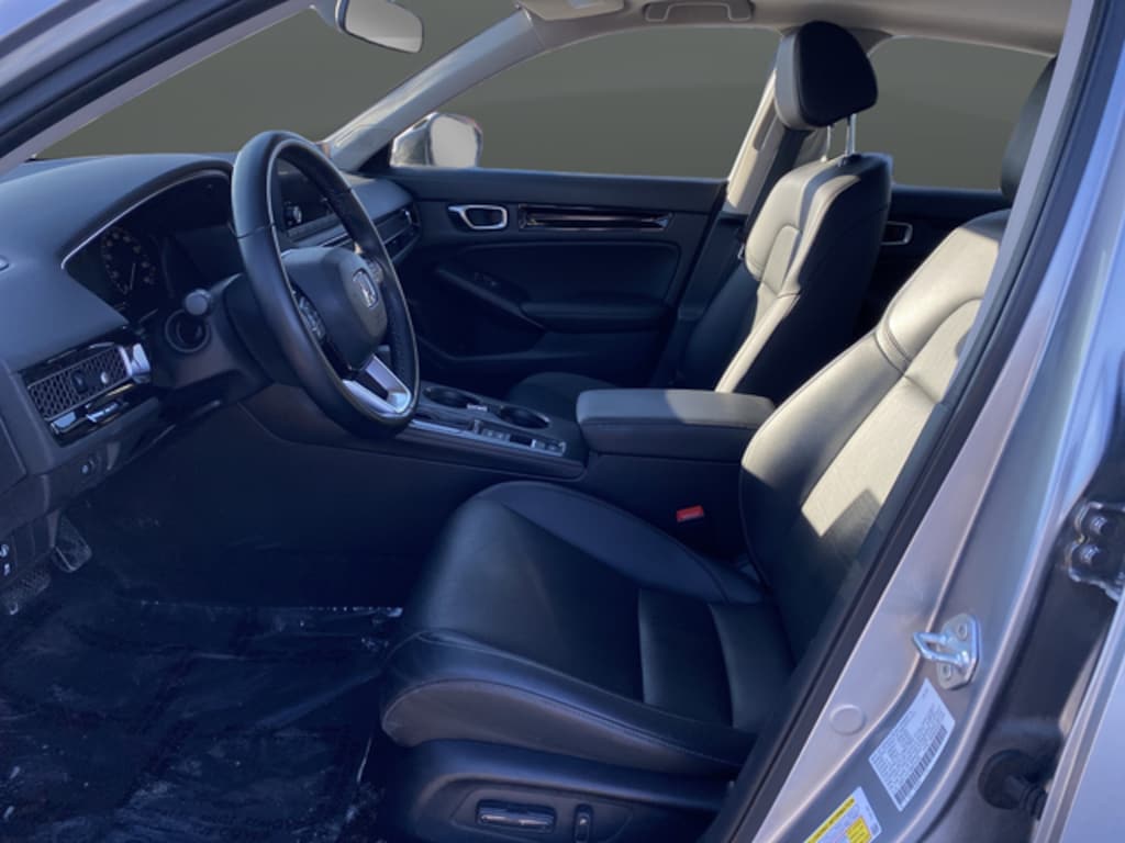 Used 2022 Honda Civic EX-L Hatchback