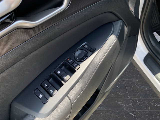 2026 Kia Sportage EX - Photo 32