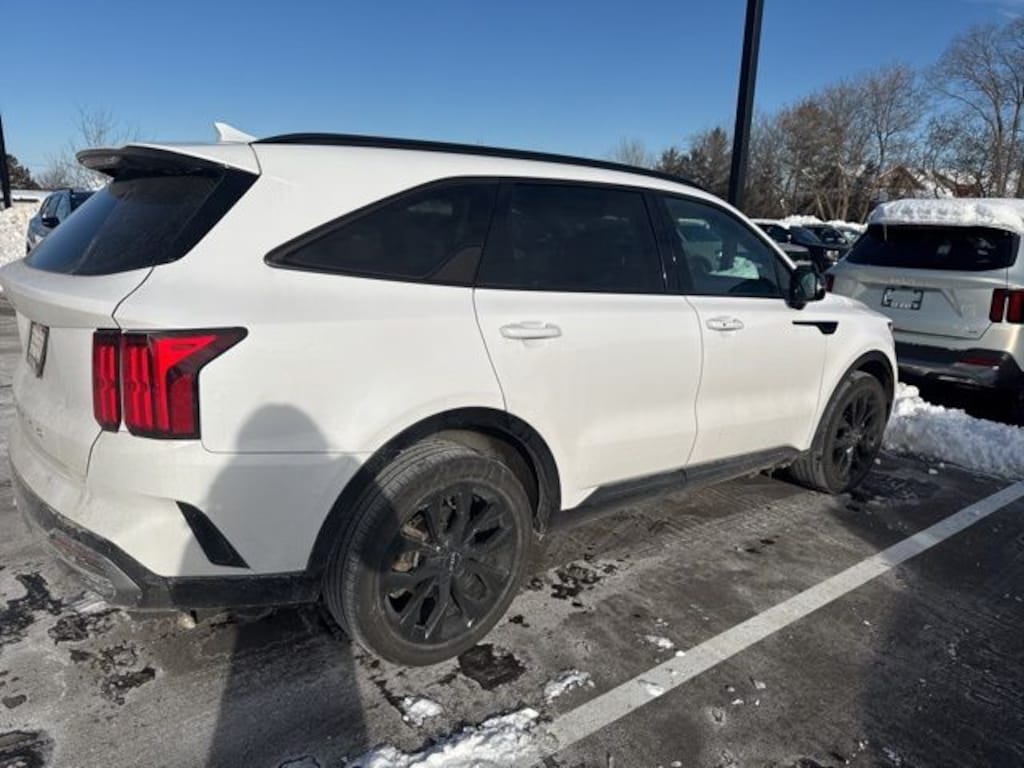Certified 2022 Kia Sorento SX SUV