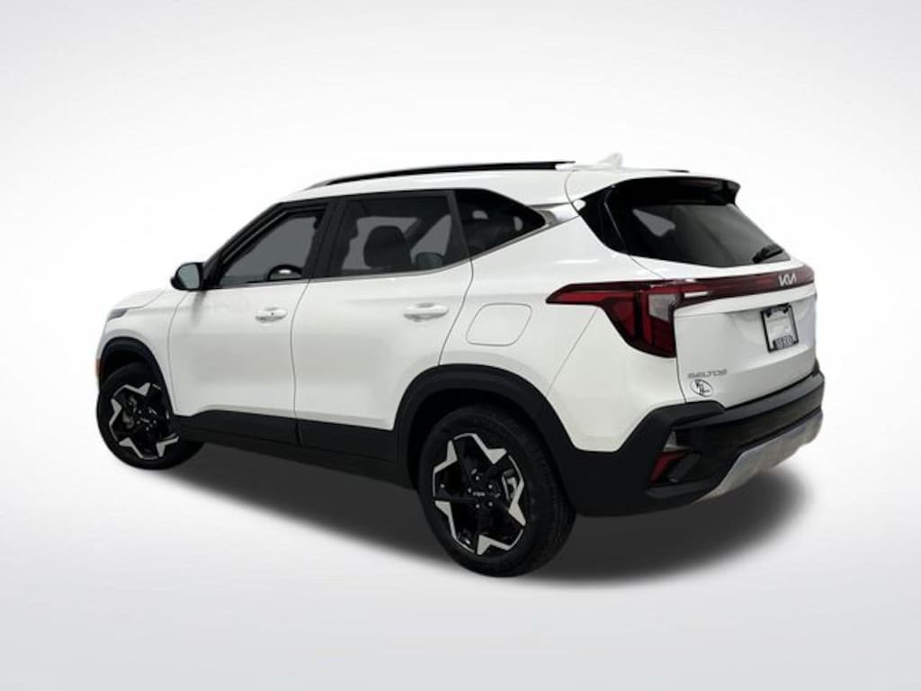 Used 2024 Kia Seltos EX SUV