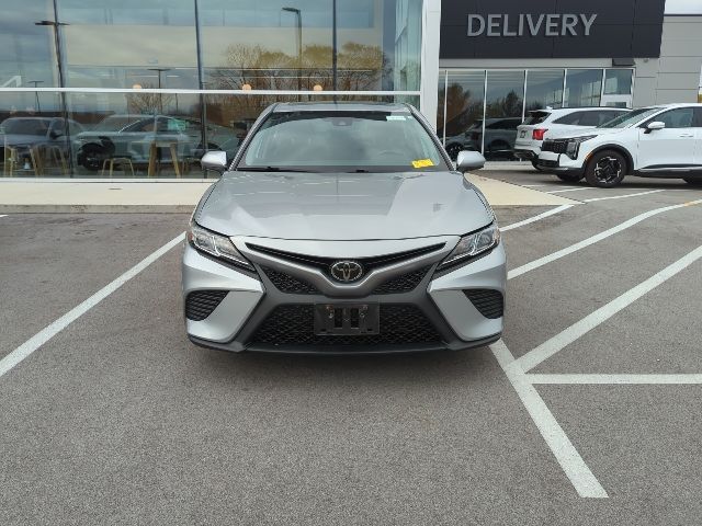 2019 Toyota Camry L photo 2