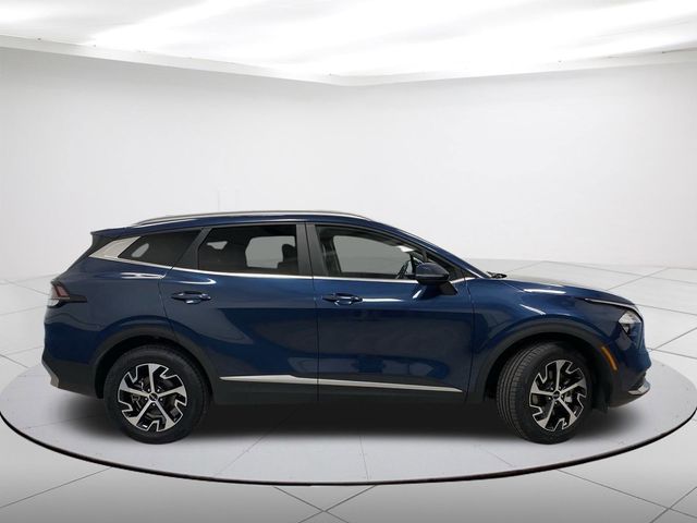 Used 2023 Kia Sportage EX Hybrid with VIN KNDPVCAG7P7018137 for sale in Sheboygan, WI