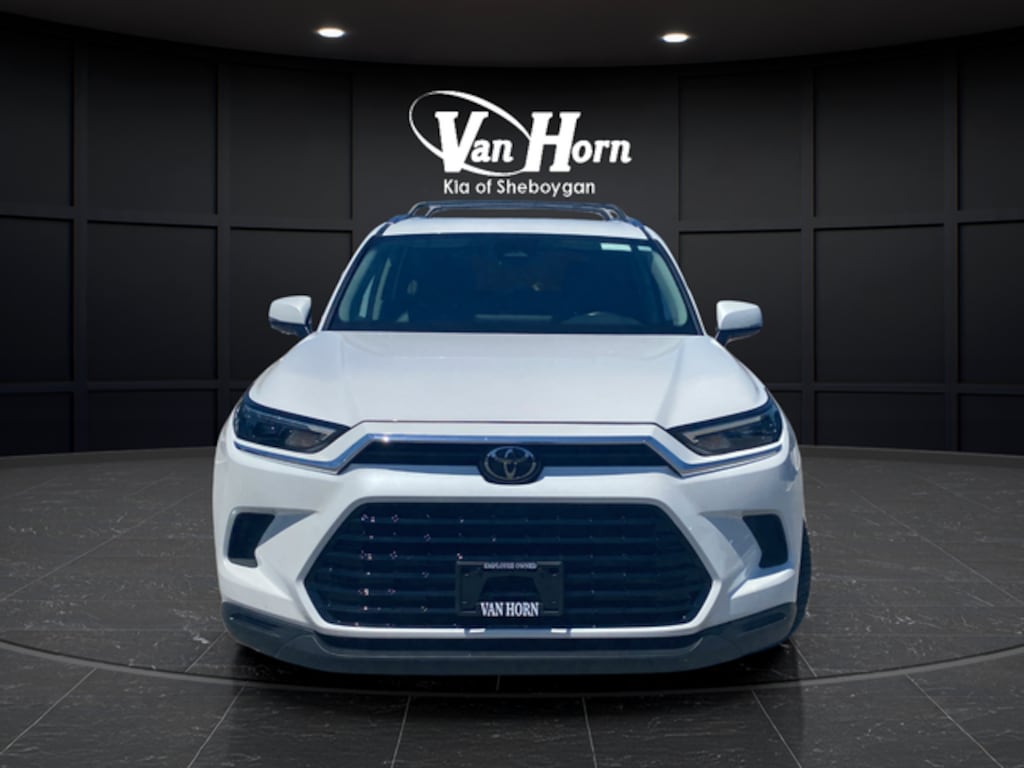 Used 2024 Toyota Grand Highlander XLE SUV