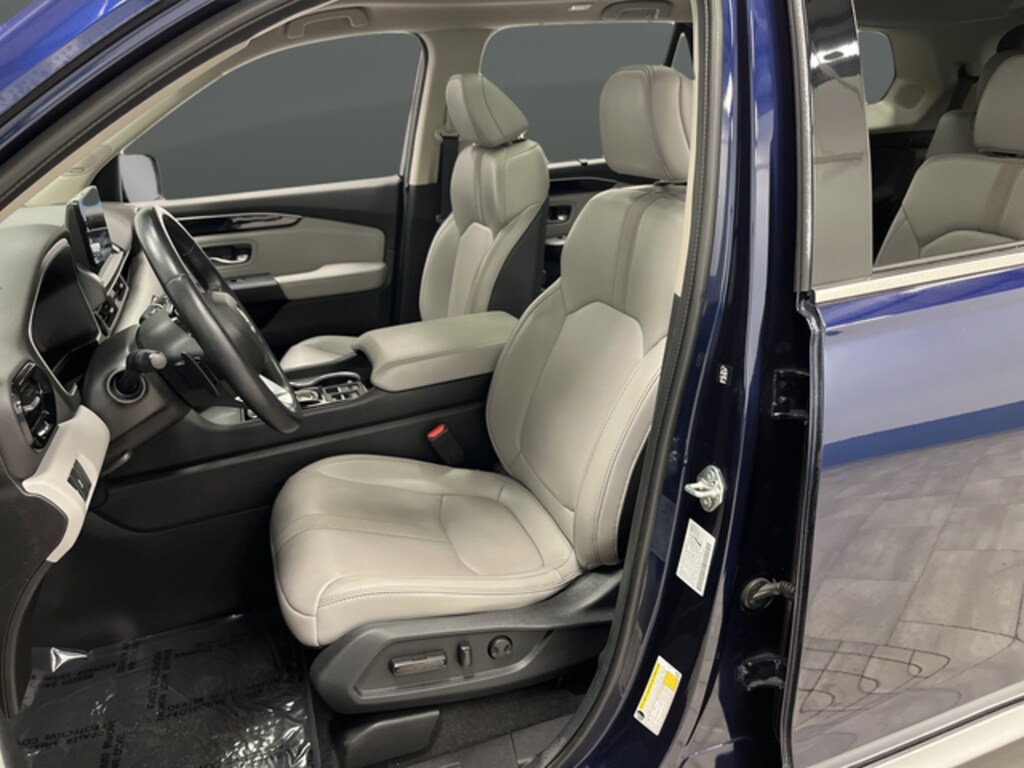 Used 2024 Honda Pilot Touring SUV